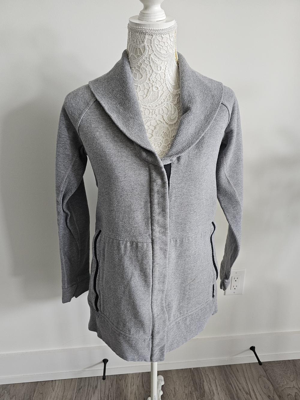 lululemon athletica Light Gray Shawl-Collar Utility Jacket